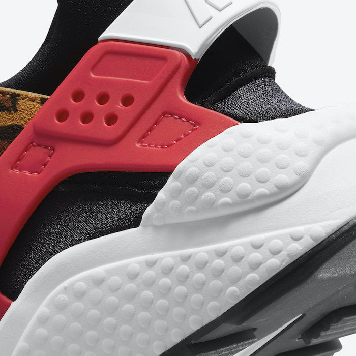 Nike Air Huarache SNKRS Day 8