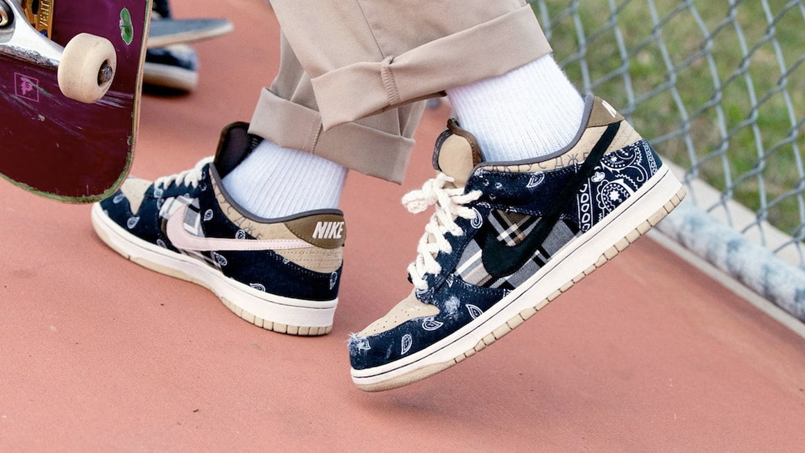 How to Spot a Fake Travis Scott x Nike SB Dunk Low “JackBoys”