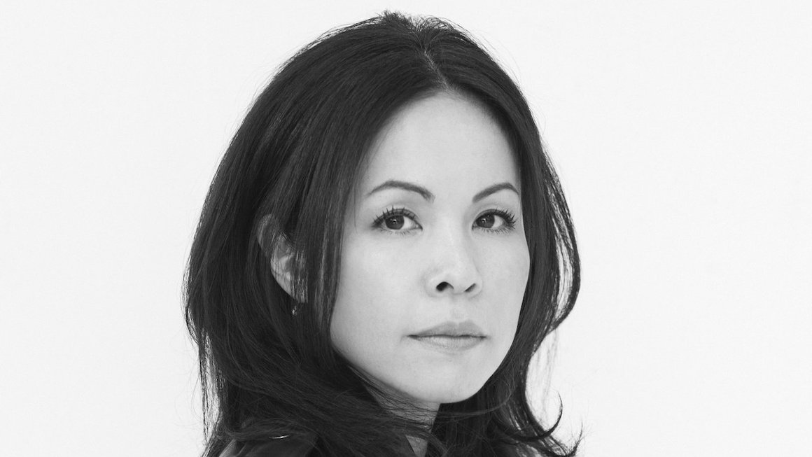 Mujeres en zapatillas deportivas: Chitose Abe