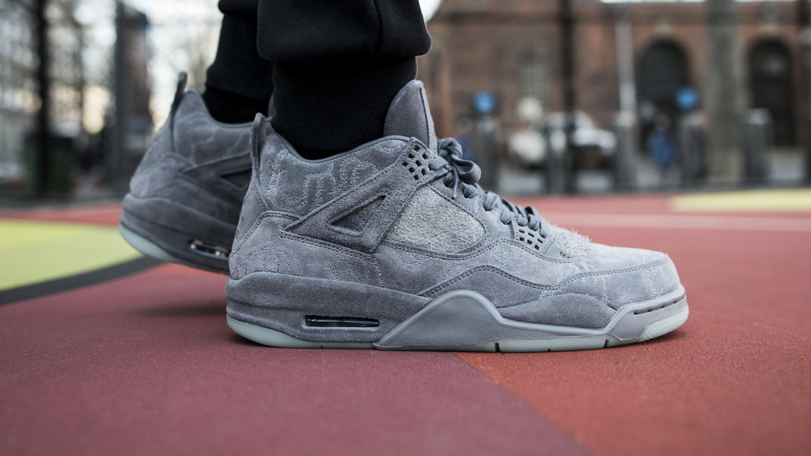 Fake Air Jordan 4 x Kaws 'Cool Grey 