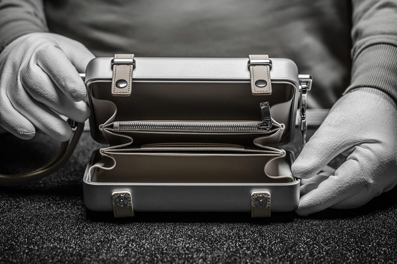 rimowa clutch price