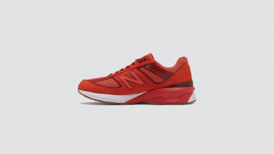 New Balance 990v5 Lava Feature