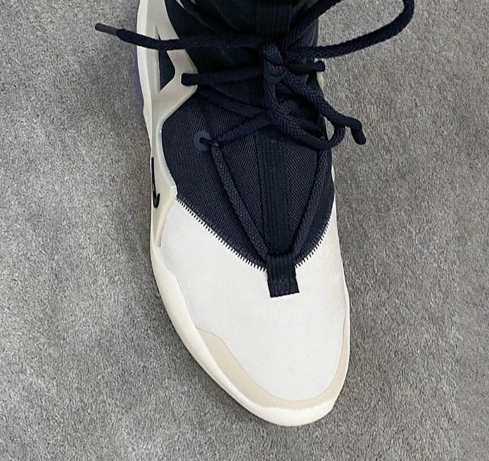 Nike Air Fear of God 1 String On Foot