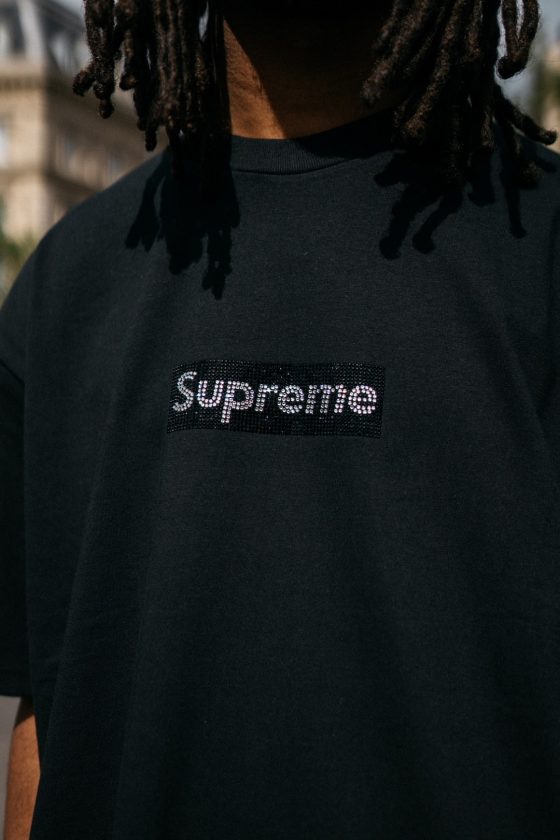 Supreme x Swarovski Black Box Logo-min