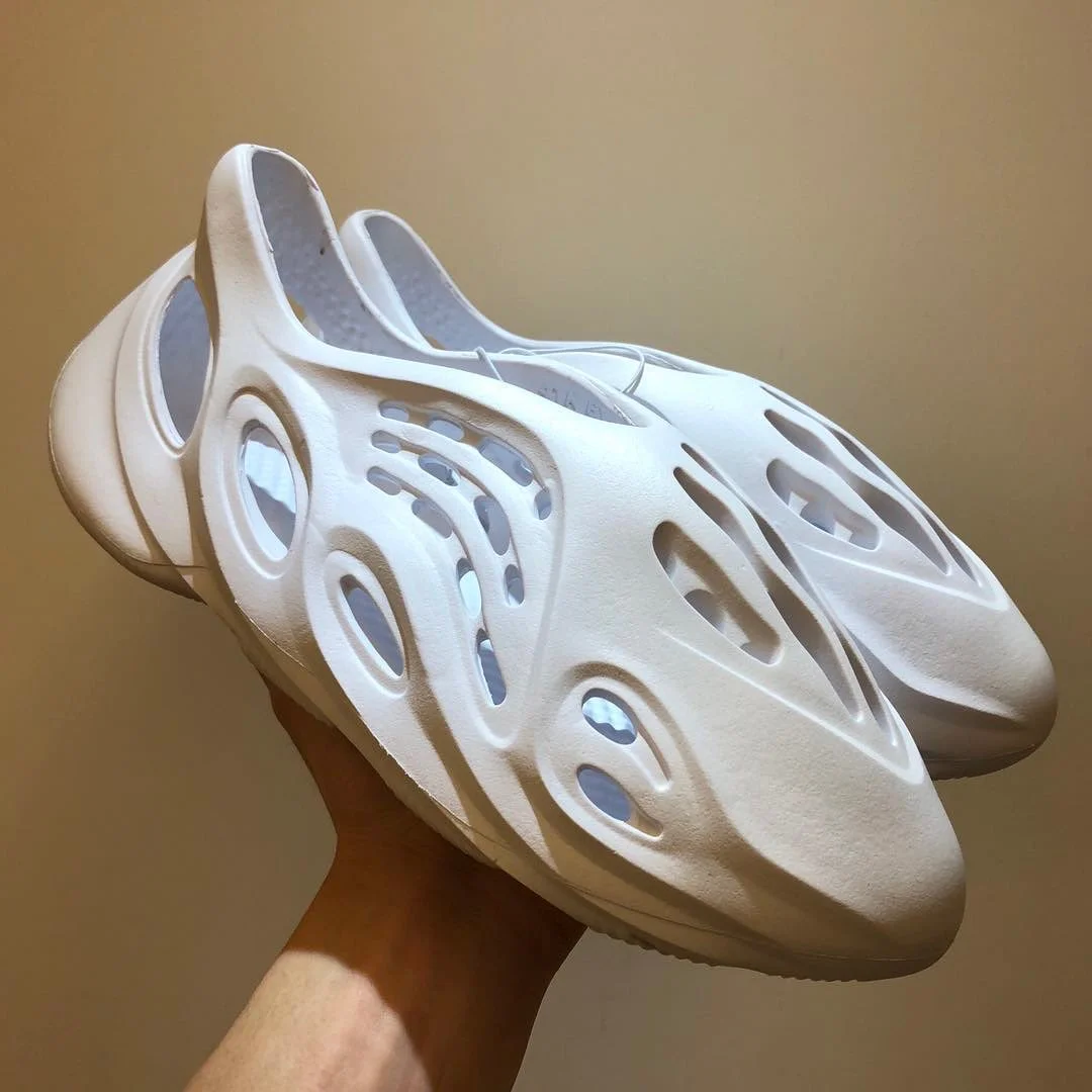 Kanye's Foam Runner has Surfaced in New 