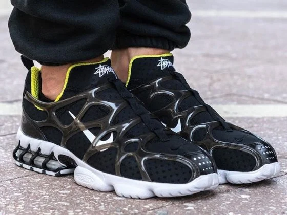 に*び様 STUSSY × NIKE AIR ZOOM KUKINI Confirmed! Stüssy x Nike Air Zoom Kukini Is Coming This Week |