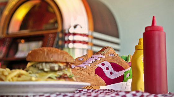 END. x Saucony Shadow 5000 Burger Feature