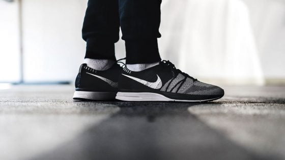 Nike Flyknit Trainer Oreo Feature