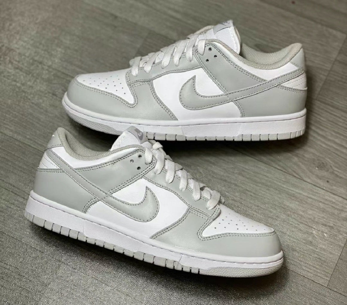 grey nike dunks low