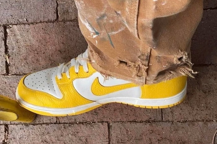 A Nike Dunk Low In a Summer-Ready White and Yellow Has Surfaced - KLEKT ...