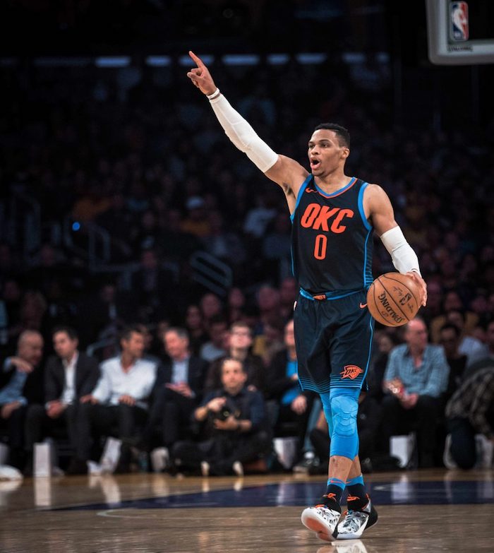 Russell Westbrook usando el Why Not 0.1