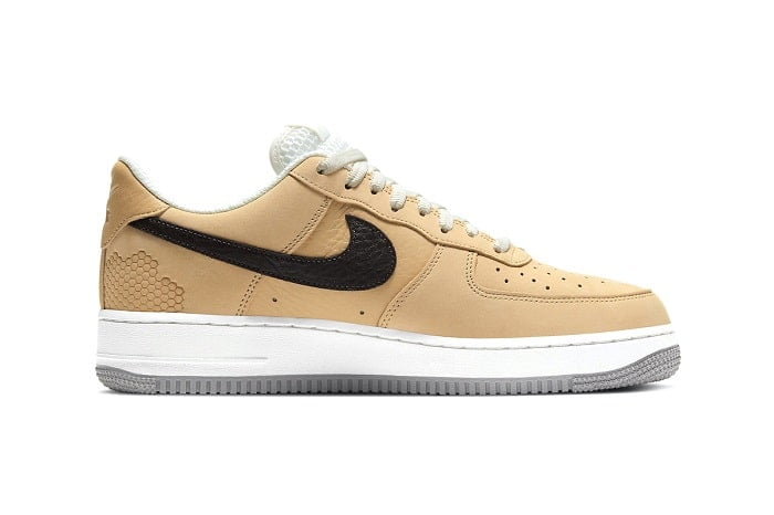 Nike Air Force 1 Manchester Bee 2 minutos