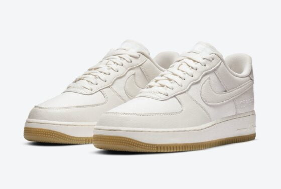 Nike Air Force 1 GORE-TEX Sail Gum Feature