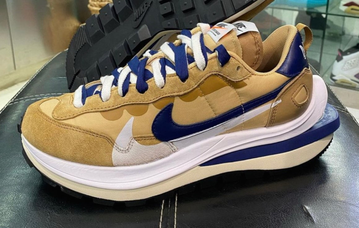 nike sacai vapor waffle sesame