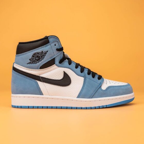 Air Jordan 1 University Blue 2021 Feature (1)-min