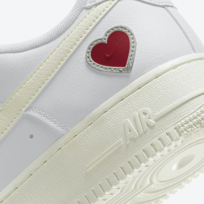 Nike Air Force 1 Día de San Valentín 2021 8