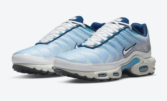 air max plus sky blue