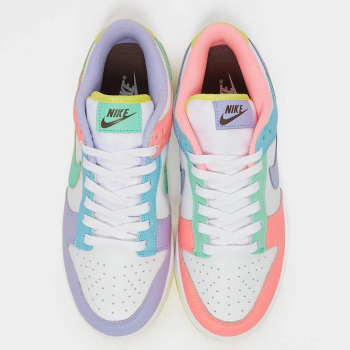 light soft pink nike