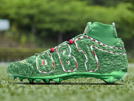 Nike Odell Beckham Jr Custom Grinch Cleats-min