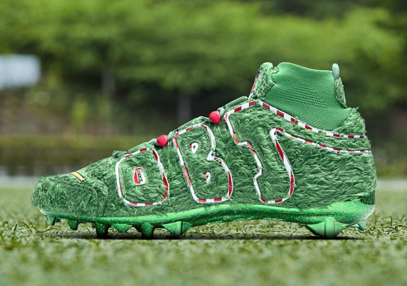 Nike Odell Beckham Jr Custom Grinch Cleats-min