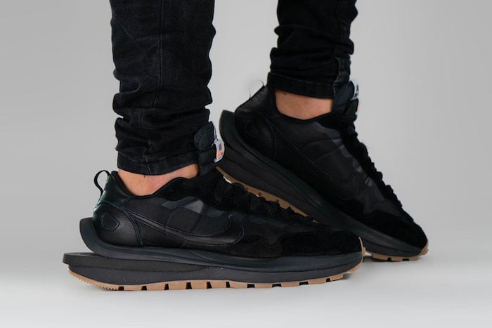 nike sacai black gum