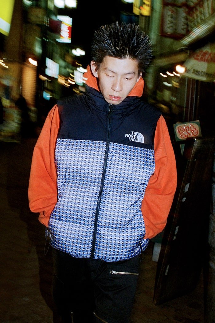 Supreme x The North Face Studs SS21 5 minutos