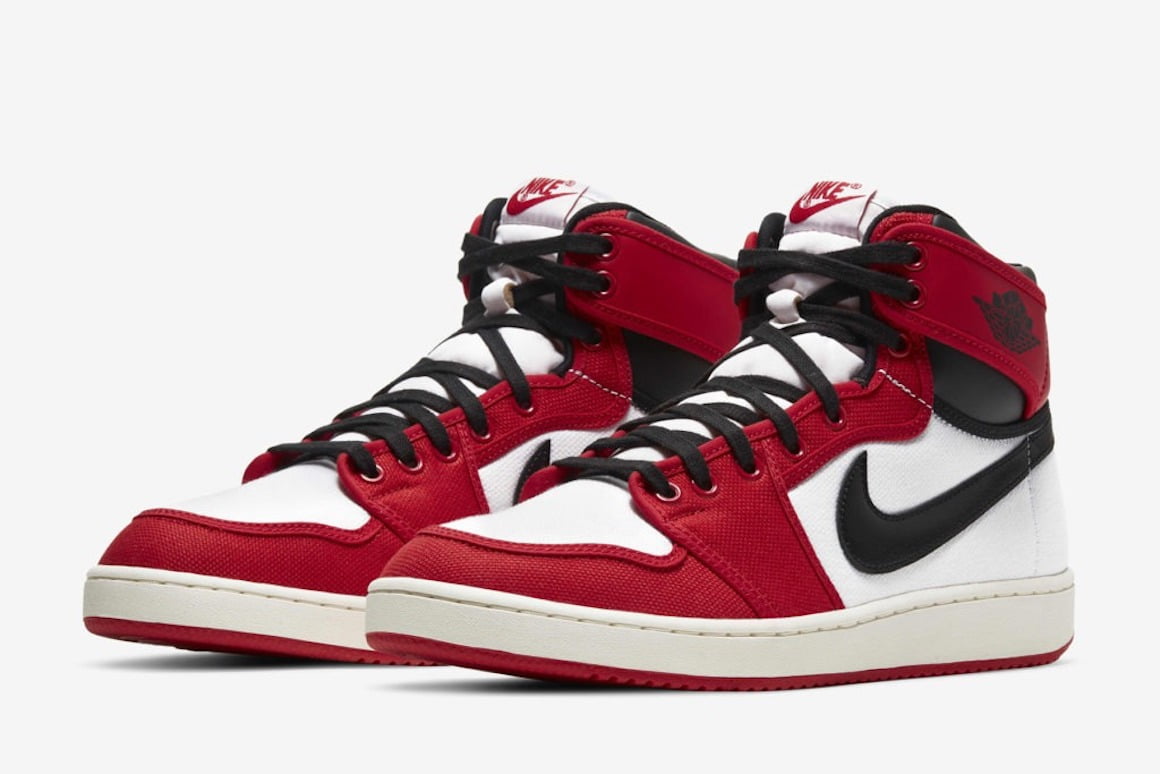 How To Spot a Replica Air Jordan 1 x Travis Scott Retro High sneaker -  KLEKT Blog