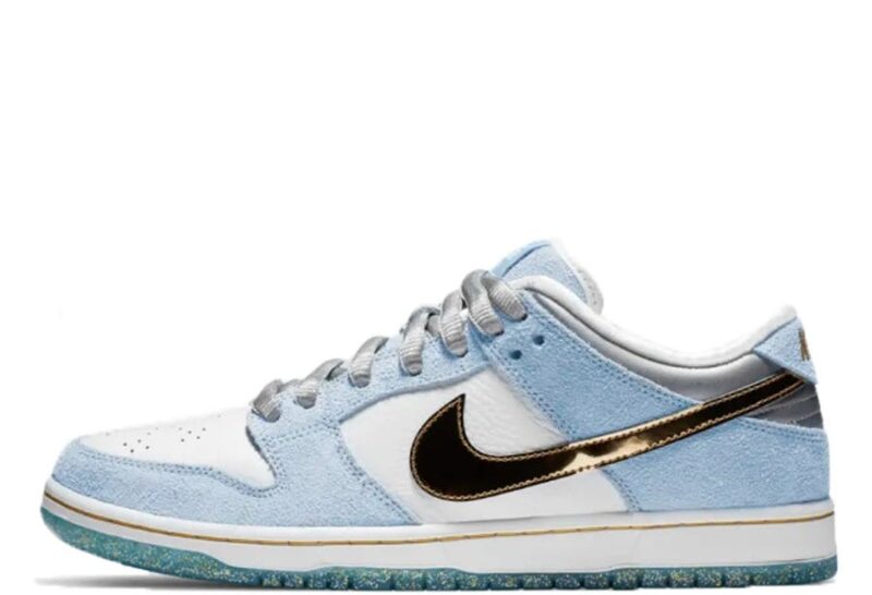 gold and blue dunks