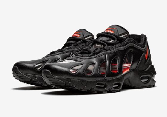 Supreme x Nike Air Max 96 Black Feature-min