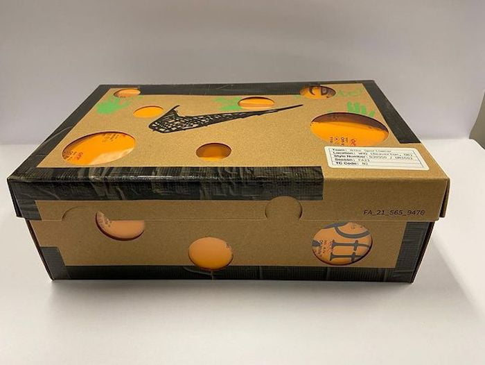 Off-White x Nike Dunk The 50 Packaging 5