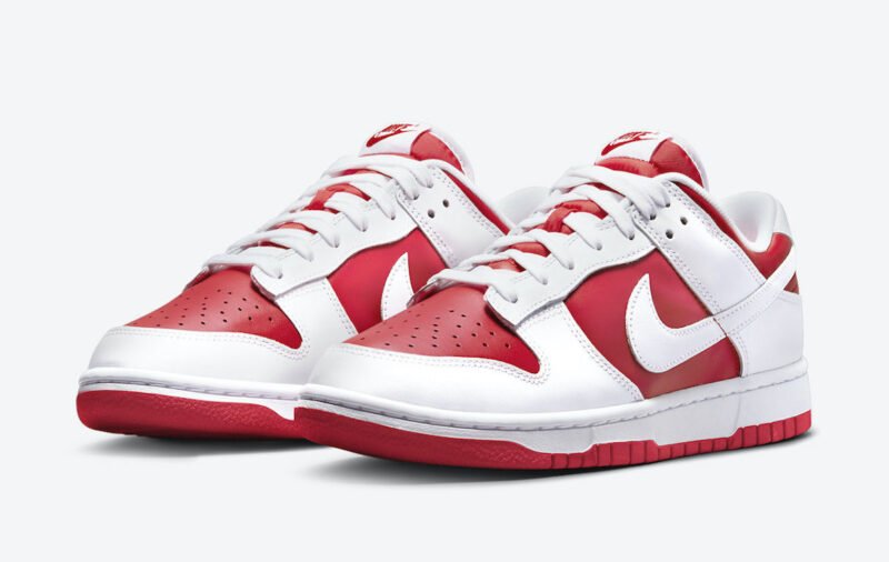 Nike Dunk Low University Red Feature