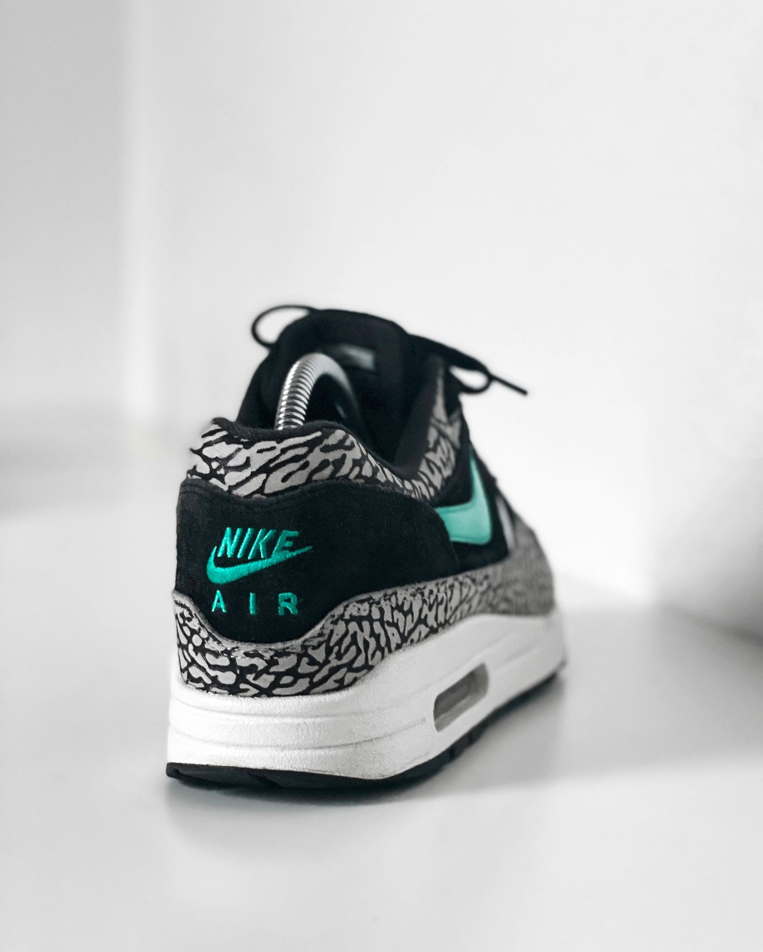 How to Style the Air Max 1 (2023) - KLEKT Blog